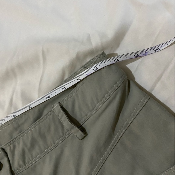 🎈Salomon Shorts outdoor  hiking woman’s shorts - Picture 5 of 9